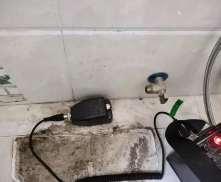 阿拉尔屋顶漏水维修公司分享下卫生间漏水的危害及解决方法